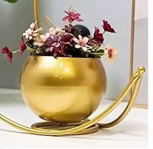 AMASS HANDICRAFTS Metal Geometric Design Vase with Gold Finish - Table Decorative Flower Pot Flower Vase for Home Decor Living Room Central Side Table (Size 24 x 24cm)