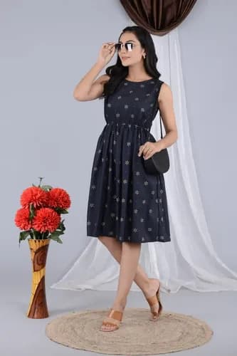 Floral Print Knee Length Sleeveless Dress for Women